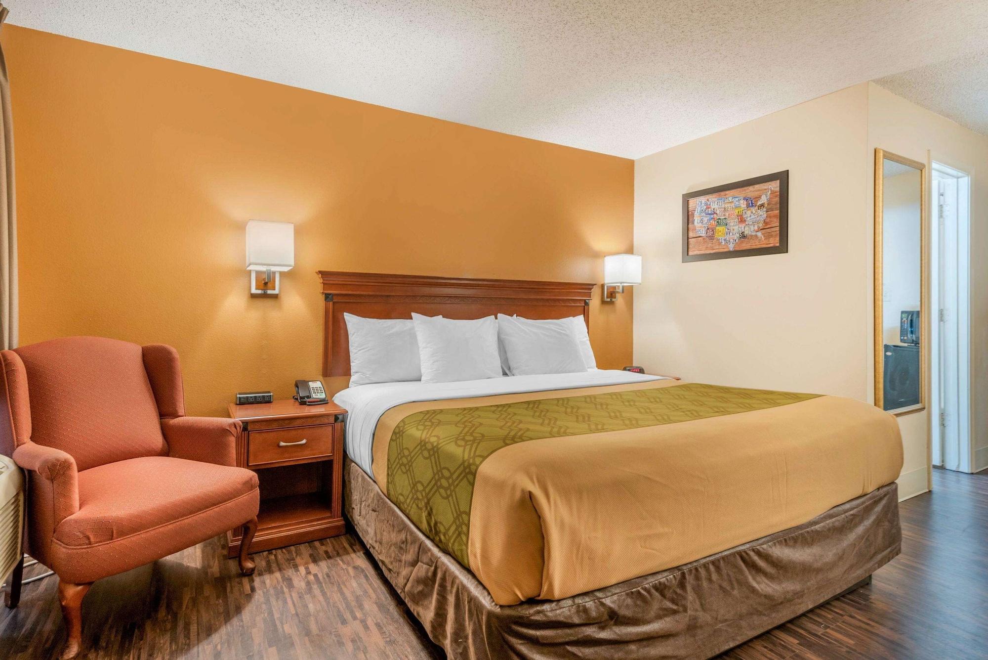 Econo Lodge Downtown Луисвилл Экстерьер фото