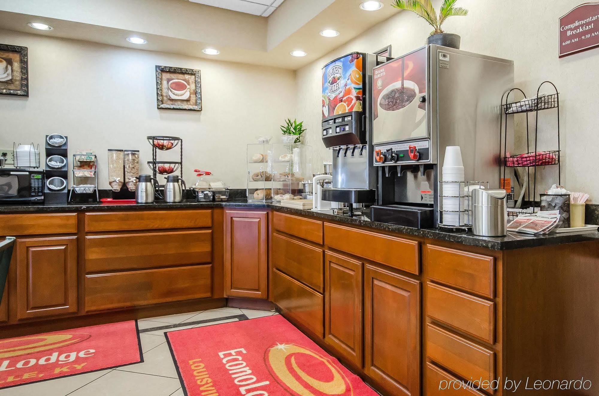 Econo Lodge Downtown Луисвилл Экстерьер фото