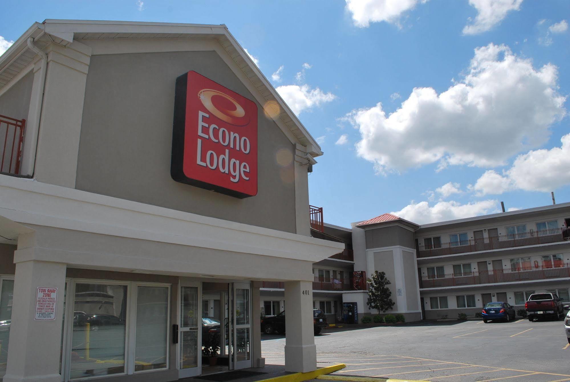 Econo Lodge Downtown Луисвилл Экстерьер фото